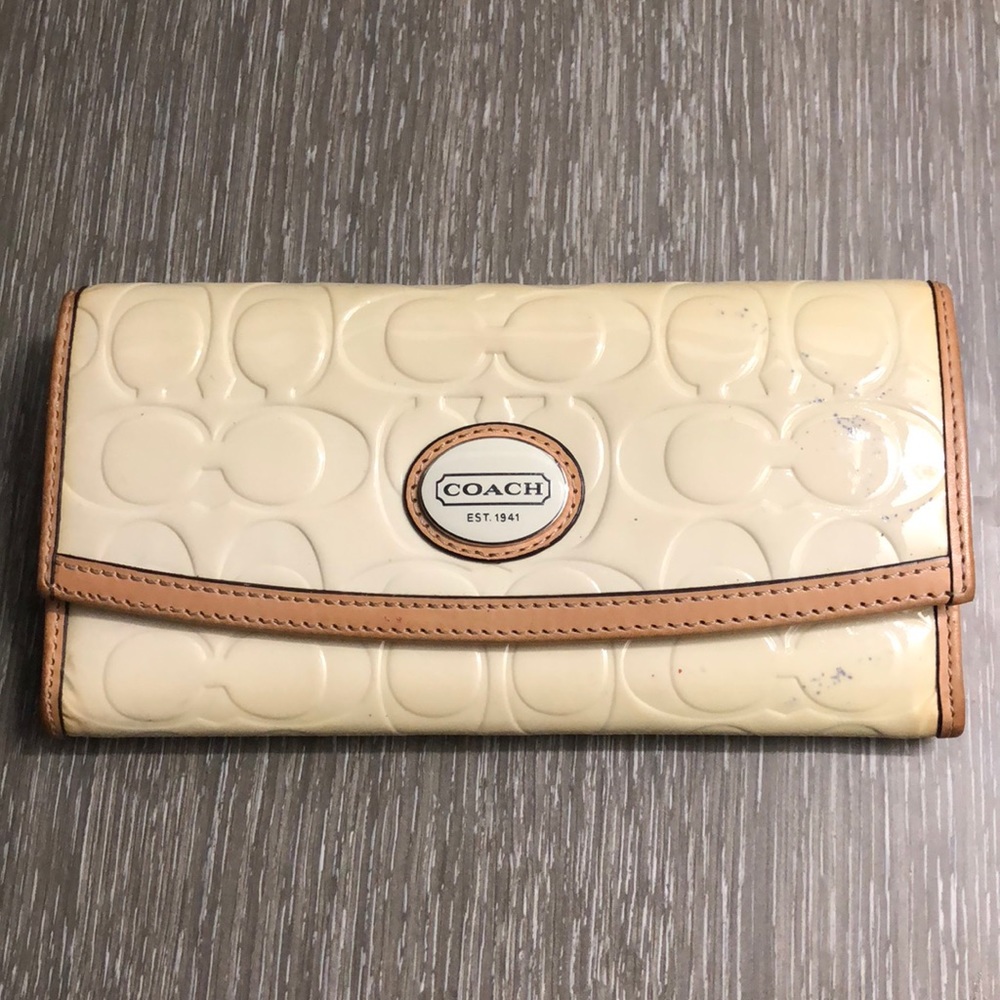 Coach Wallet with Pink Lining
